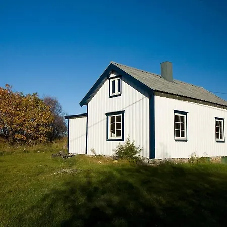 Peaceful Retreat In Lofoten Vestvagoy